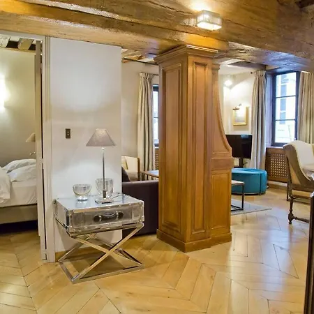 Kristine - Luxury 2br Saint-germain Notre-dame *